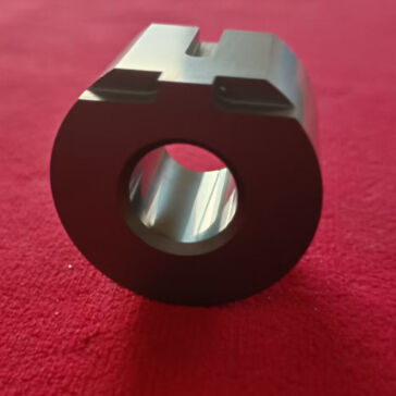Customized Size Silicon Carbide Sliding Bearing With 1650℃ Max Temperature And Corrosion Resistance For Gear Pumps